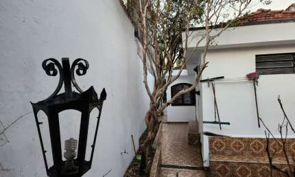 Casa comercial com 5 salas para alugar na Rua Silveira Rodrigues, 00, Siciliano, São Paulo