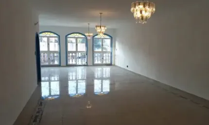 Casa com 4 Quartos e 8 banheiros para Alugar, 450 m²