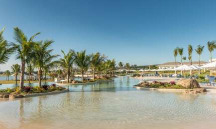 Lote à venda no Riviera de Santa Cristina XIII às margens da represa