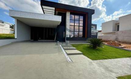 Casa térrea de condomínio à venda em Itupeva com 3 quartos e piscina 157m², no Condomínio Gran Ville São Venâncio