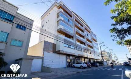 Lindo Apartamento a 100 metros do Mar.. Praia de Bombas.. Móveis Planejados..