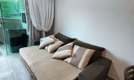 APARTAMENTO COM 2 QUARTOS TODO MOBILIADO A 350M DO DA PRAIA DE BOMBAS