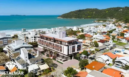 Oportunidade IMPERDÍVEL: 2 Suítes em Canto Grande a Poucos Passos da Areia!