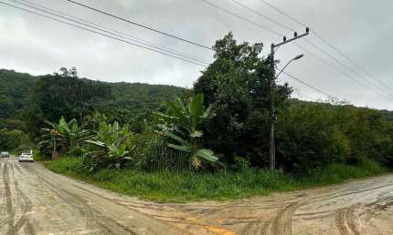 Terreno para construir o seu sonho na Praia de Mariscal