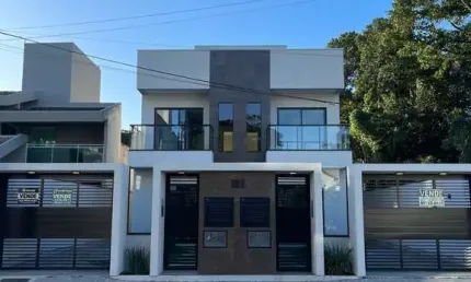 Casa com 2 quartos à venda na Rua Cravo, 181, Morrinhos, Bombinhas