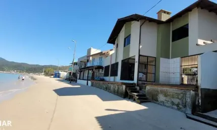 Para você.. quer morar bem.. frente ao Mar ?? Comprar.. Bombinhas..