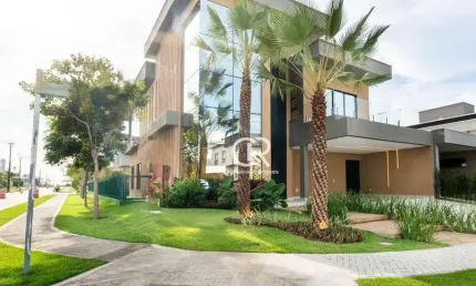 Duplex Auto Padrão, de esquina com 4 Suítes à venda, 291 m² - Bairro Cidade Alpha - Eusébio/CE
