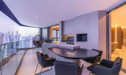 Apartamento com 3 quartos à venda na Avenida Presidente Getúlio Vargas, 2900, Rebouças, Curitiba, 323 m2 por R$ 6.300.000