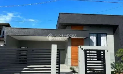 Casa com 3 quartos à venda na JOANIN GAMBA, 191, Caiu Do Céu, Osório, 180 m2 por R$ 1.500.000
