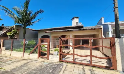 Casa com 3 quartos à venda na Rio De Janeiro, 194, Caiu Do Céu, Osório, 161 m2 por R$ 689.000