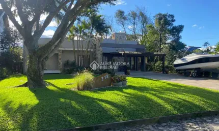 Casa em condomínio fechado com 4 quartos à venda na Da Lagoa, 1679, Farroupilha, Osório, 280 m2 por R$ 3.500.000