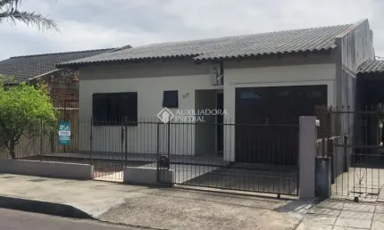 Casa com 2 quartos à venda na Pinheiro Machado, 249, Glória, Osório, 45 m2 por R$ 700.000
