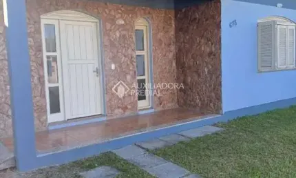Casa com 3 quartos à venda na Ego Hoffmaster, 678, São Francisco, Tramandaí, 154 m2 por R$ 413.400