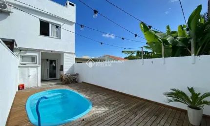 Casa com 2 quartos à venda na Rio Das Contas, 532, Centro, Xangri-Lá, 88 m2 por R$ 529.000