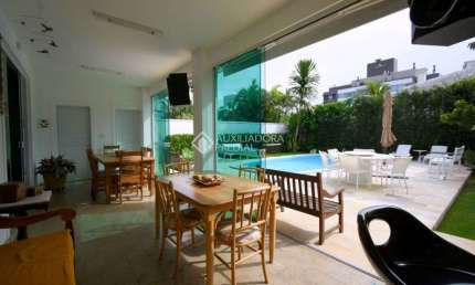 Casa com 4 quartos à venda na Rua dos Camuris, 94, Jurerê Internacional, Florianópolis, 310 m2 por R$ 4.950.000