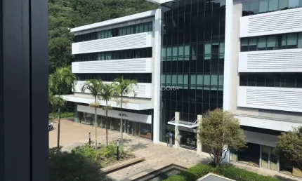 Sala comercial à venda na rodovia josé carlos daux, 5500, saco grande, florianópolis, 45 m2 por r$ 495.000