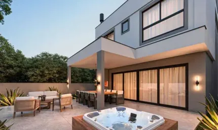 Casa com 3 quartos à venda na rua da quaresmeira roxa, 91, cachoeira do bom jesus, florianópolis, 164 m2 por r$ 1.990.000