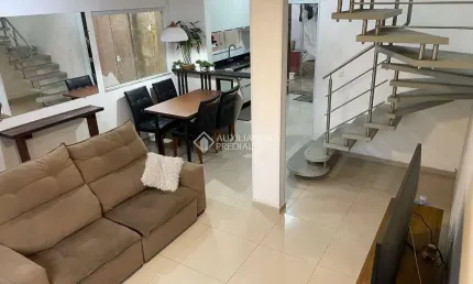 Casa com 4 quartos à venda na Servidão Costa do Moçambique, 68, São João do Rio Vermelho, Florianópolis, 112 m2 por R$ 490.000