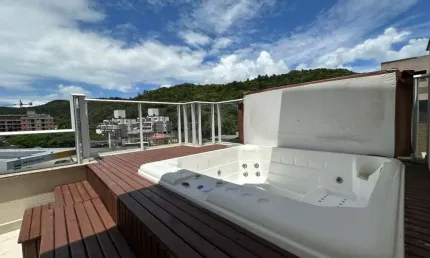 Cobertura com 2 quartos à venda na Rodovia Jornalista Maurício Sirotsky Sobrinho, 5095, Jurerê, Florianópolis, 134 m2 por R$ 1.990.000