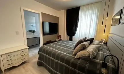 Apartamento com 3 quartos à venda na Rua 319, 343, Meia Praia, Itapema, 130 m2 por R$ 2.500.000