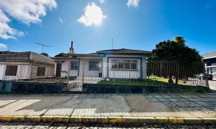 Casa com 4 quartos à venda na Manoel Vicente Ferreira, 101, Centro, São Francisco de Paula, 220 m2 por R$ 1.060.000