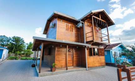 Casa com 3 quartos à venda na CARLOS BARBOSA, 66, Centro, São Francisco de Paula, 121 m2 por R$ 470.000