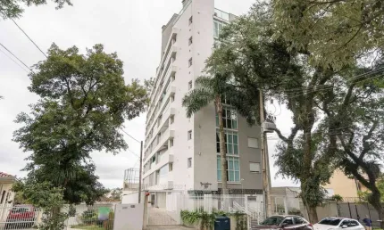 Casa para Venda em Curitiba, Boa Vista, 2 dormitórios, 2 suítes, 4 banheiros, 2 vagas