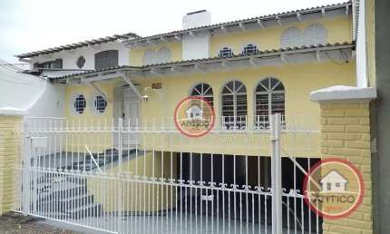 EXCELENTE CASA COMERCIAL  236M² -  BAIRRO MERCÊS - DOM12