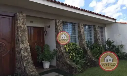 OPORTUNIDADE ÚNICA TERRENO DUPLO TOTALIZANDO 754 M² - COM EXCELENTE CASA DE 226,50 M²  - WEKERLIN95