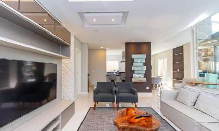 Casa em condomÍnio 3 suÍtes 2 vagas Santa Felicidade