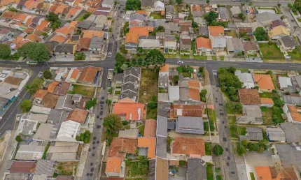 Terreno à venda na Rua Olivia Gonçalvez Freitas, 279, Orleans, Curitiba