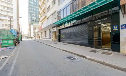 Sala comercial à venda na Rua Monsenhor Celso, 225, Centro, Curitiba