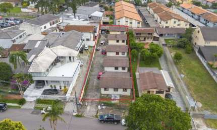 Terreno no Ecoville, com projeto para prédio em andamento.
