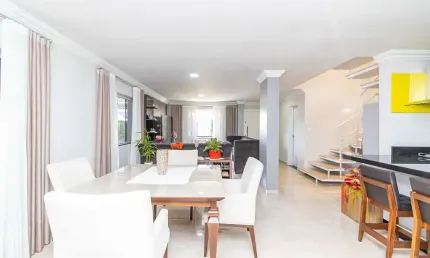 Casa com 4 quartos à venda na Rua Major Ariovaldo Bianco, 290, Campo Comprido, Curitiba