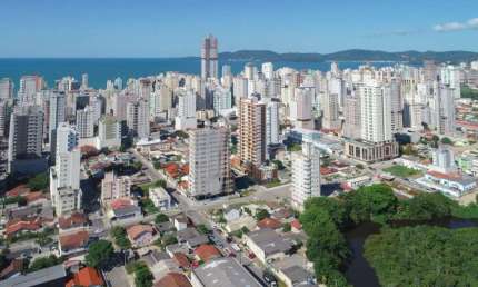 Apartamento para Venda em Itapema, Castelo Branco, 3 dormitórios, 3 suítes, 1 banheiro, 2 vagas