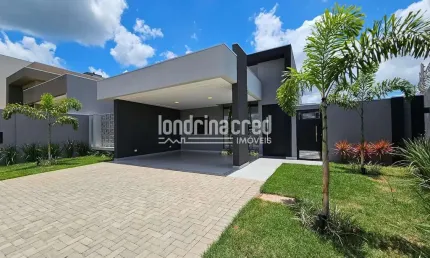 Casa à venda com 3 Quartos sendo 1 Suite, 4 Vagas, 270M², no CONDOMÍNIO MORADA DAS FLORES