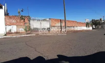 Terreno à venda no Califórnia, Londrina 