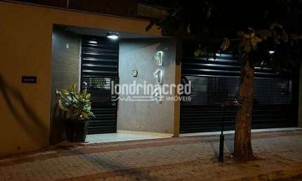 Casa à venda 3 Quartos, 1 Suite, 4 Vagas, 275M², Jardim Pacaembu, Londrina - PR