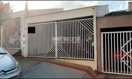 Casa à venda 3 Quartos, 1 Suite, 2 Vagas, 125M², Parque Residencial Michael Licha, Londrina - PR