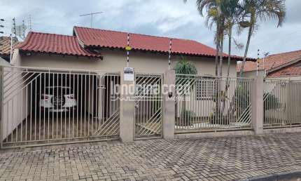 Casa à venda 3 Quartos, 1 Suite, 3 Vagas, 304M², Jardim Esperança, Cambé - PR