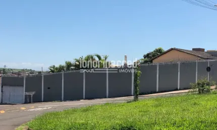 Casa à venda 3 Quartos, 1 Suite, 5 Vagas, 400M², Lindóia, Londrina - PR