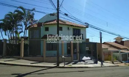 Casa à venda 3 Quartos, 1 Suite, 4 Vagas, 454M², Jardim Itália, Cambé - PR