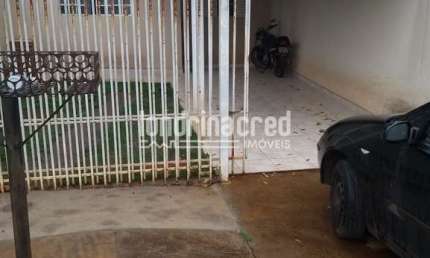Casa à venda 2 Quartos, 2 Vagas, 180M², Colúmbia, Londrina - PR