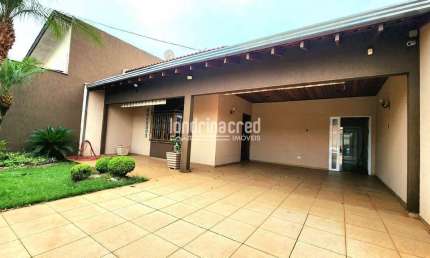 Casa com 3 quartos à venda no Jardim Itália, Londrina 