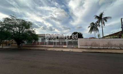 Casa com 3 quartos à venda no Leonor, Londrina 