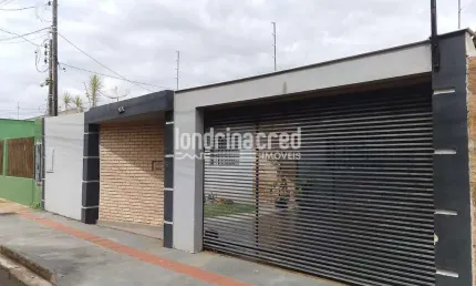 Asa à venda na zona leste próximo a escola municipal carlos kraemer, 3 quartos, um deles suíte com