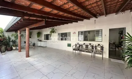 Casa à venda 3 quartos, 1 suite, 3 vagas, 156m², aragarça, londrina - pr