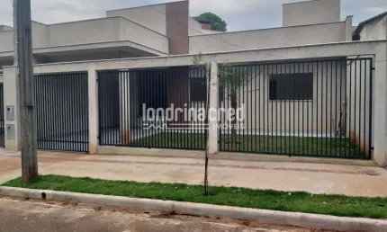 Casa à venda 3 Quartos, 1 Suite, 1 Vaga, 130M², Jardim Guararapes, Londrina - PR