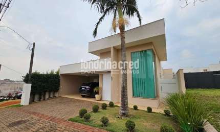 Casa com projeto moderno e área gourmet nos fundos no Condomínio Morada das Flores, Jardim Ecoville