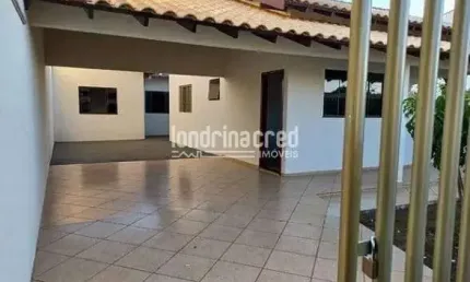 Casa no jardim cinquentenário em ibipora  Dormitórios 03 Banheiros 02 Sala Cozinha Vagas de garagem